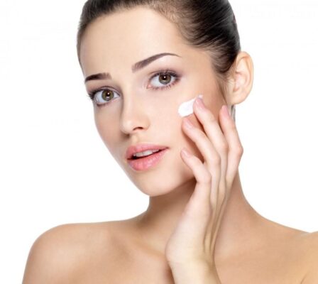 Dùng mặt nạ retinol Dùng mặt nạ retinol